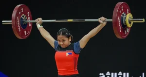 Alexsandra Ann Diaz Shatters Records in Golden Weightlifting Sweep